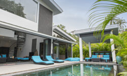 Modern 3 Bedrooms Garden Pool Villa