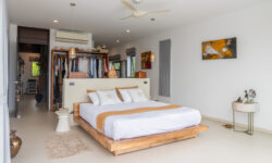 High Luxury 4 Br Seaview Villa In Chaweng Noi