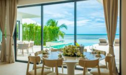 Luxury 5 Br Beachfront Villa