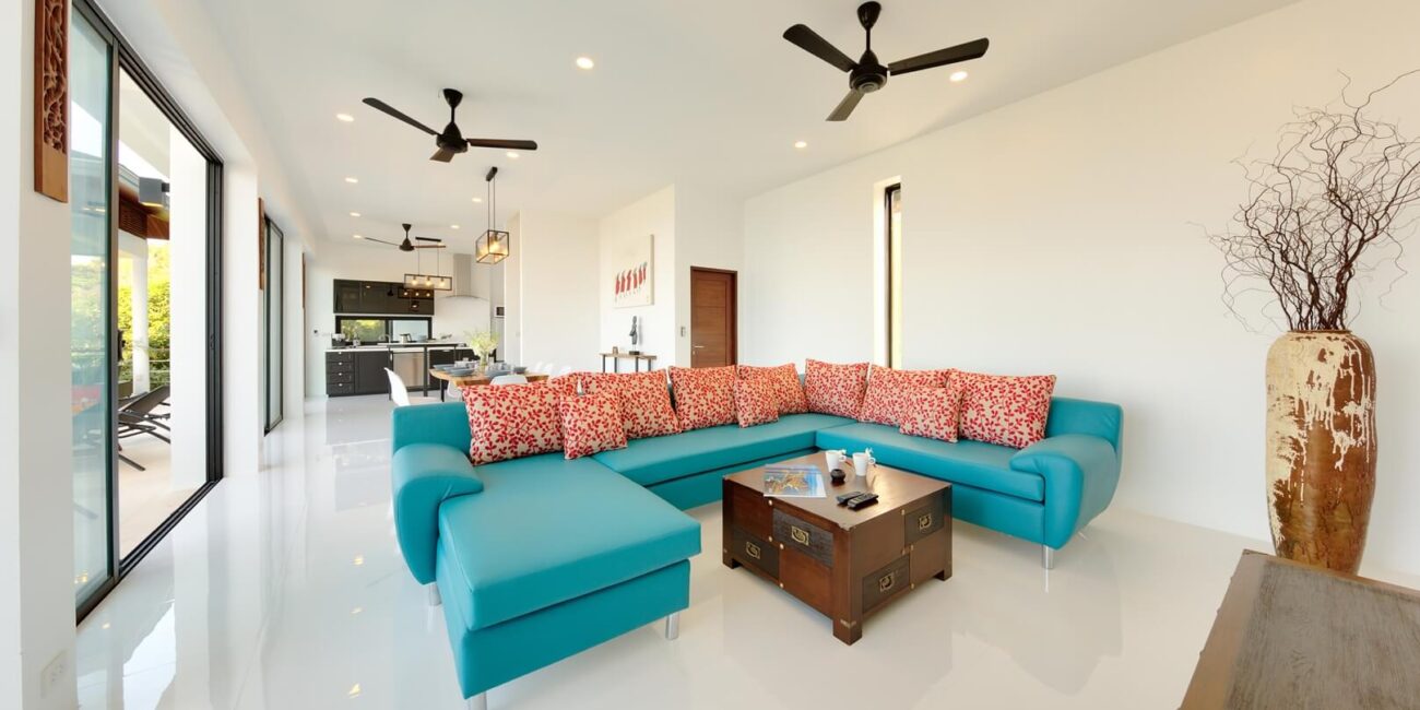 Modern 4 Br SeaView Villa in Maenam Hill