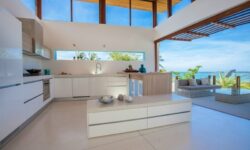 Luxury Ocean View 5 Br Villa in Maenam