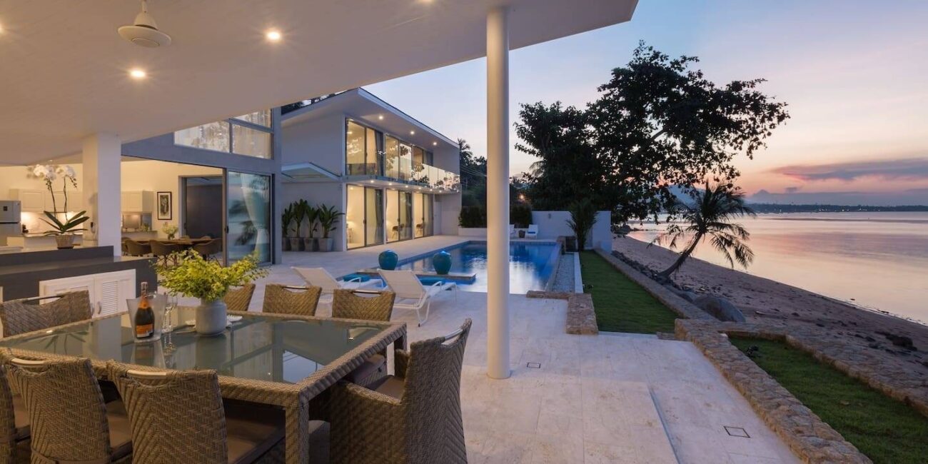 Modern 5 Br Beachfront Villa