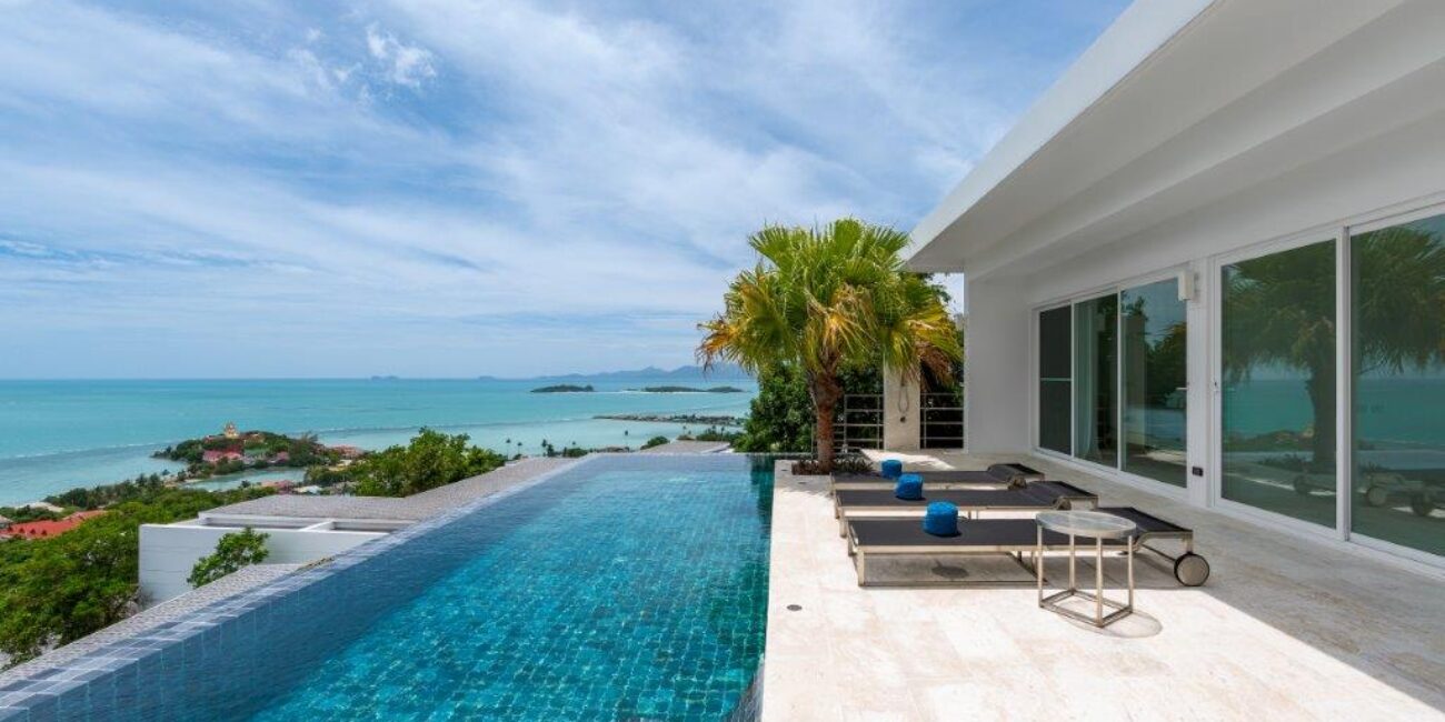 Luxury Seaview 4 Br Villa In Prime Location