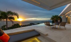 Luxury Seaview 4 Br Villa In Prime Location