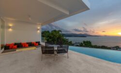 Luxury Seaview 4 Br Villa In Prime Location