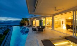 Luxury Seaview 4 Br Villa In Prime Location