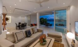 Luxury Seaview 4 Br Villa In Prime Location