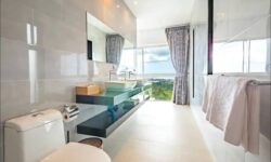 Modern 3 Bedrooms Seaview Villa in Chaweng Hill