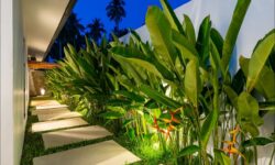 New Balinese Garden villa in Maenam