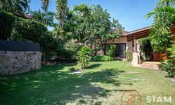 Charming Tropical 3 Bedrooms garden villa in prime location