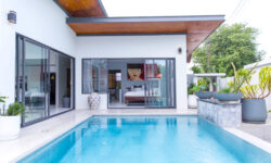 Charming 3 Br Pool Villa near Maenam Beach