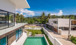 New Modern 3 Br Garden Pool Villa in Maenam