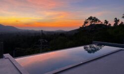 Modern villa 4br with stunning view in maenam