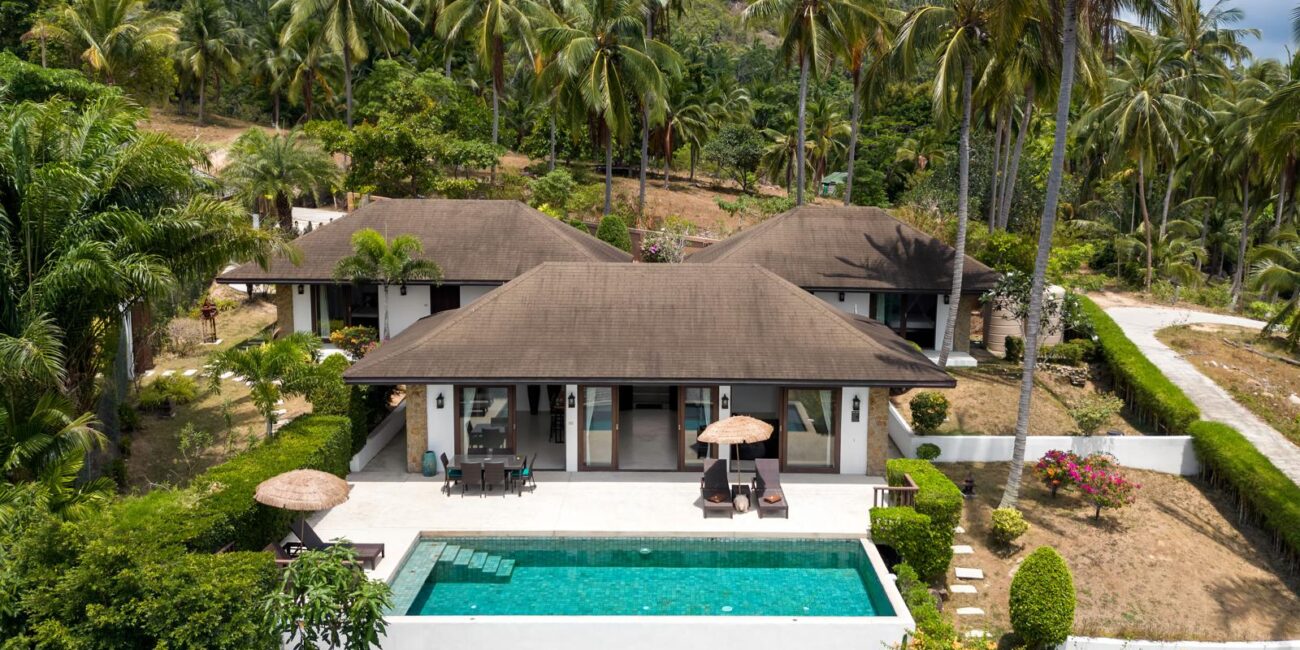 Balinese villas in Chaweng Noi