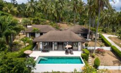 Balinese villas in Chaweng Noi