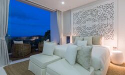 White House Villa 2Br with Sea View In Plailaem