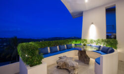 Luxurious Seaview 4.5 Br Villa In Plailaem