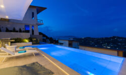 Luxurious Seaview 4.5 Br Villa In Plailaem