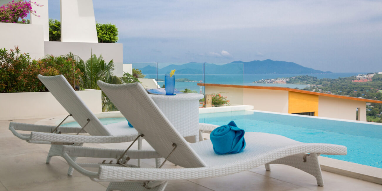 Luxurious Seaview 4.5 Br Villa In Plailaem