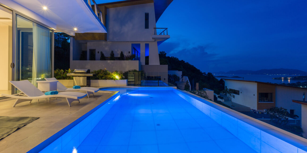 Luxurious Seaview 4.5 Br Villa In Plailaem