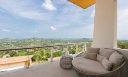 Luxurious Seaview 4.5 Br Villa In Plailaem