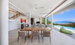 Luxurious Seaview 4.5 Br Villa In Plailaem