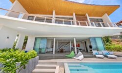 Luxurious Seaview 4.5 Br Villa In Plailaem