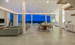 Luxurious Seaview 4.5 Br Villa In Plailaem