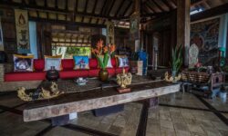 Indonesian Wood Mixed Sukhothai Art Villa with Panoramic Ocean Views