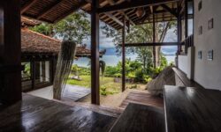 Indonesian Wood Mixed Sukhothai Art Villa with Panoramic Ocean Views