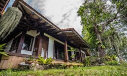 Indonesian Wood Mixed Sukhothai Art Villa with Panoramic Ocean Views