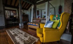 Indonesian Wood Mixed Sukhothai Art Villa with Panoramic Ocean Views