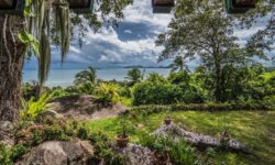 Indonesian Wood Mixed Sukhothai Art Villa with Panoramic Ocean Views