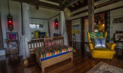 Indonesian Wood Mixed Sukhothai Art Villa with Panoramic Ocean Views