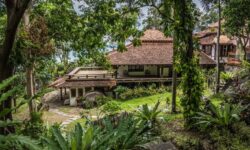 Indonesian Wood Mixed Sukhothai Art Villa with Panoramic Ocean Views