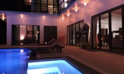 Contemporary jungle villa 3br in taling ngam