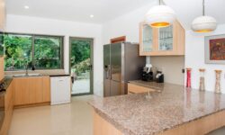 Contemporary jungle villa 3br in taling ngam