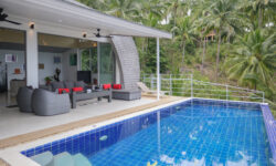 Luxurious Ocean View 3br Villa In Chaweng