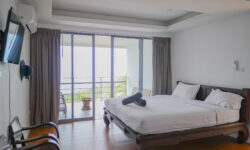 Luxurious Ocean View 3br Villa In Chaweng