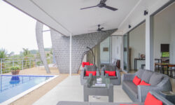 Luxurious Ocean View 3br Villa In Chaweng